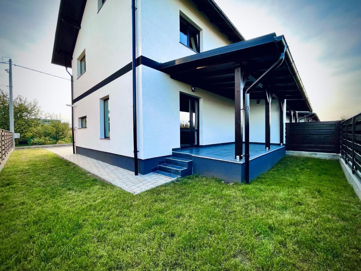 Express Estates Apartment Lisaura Exterior photo